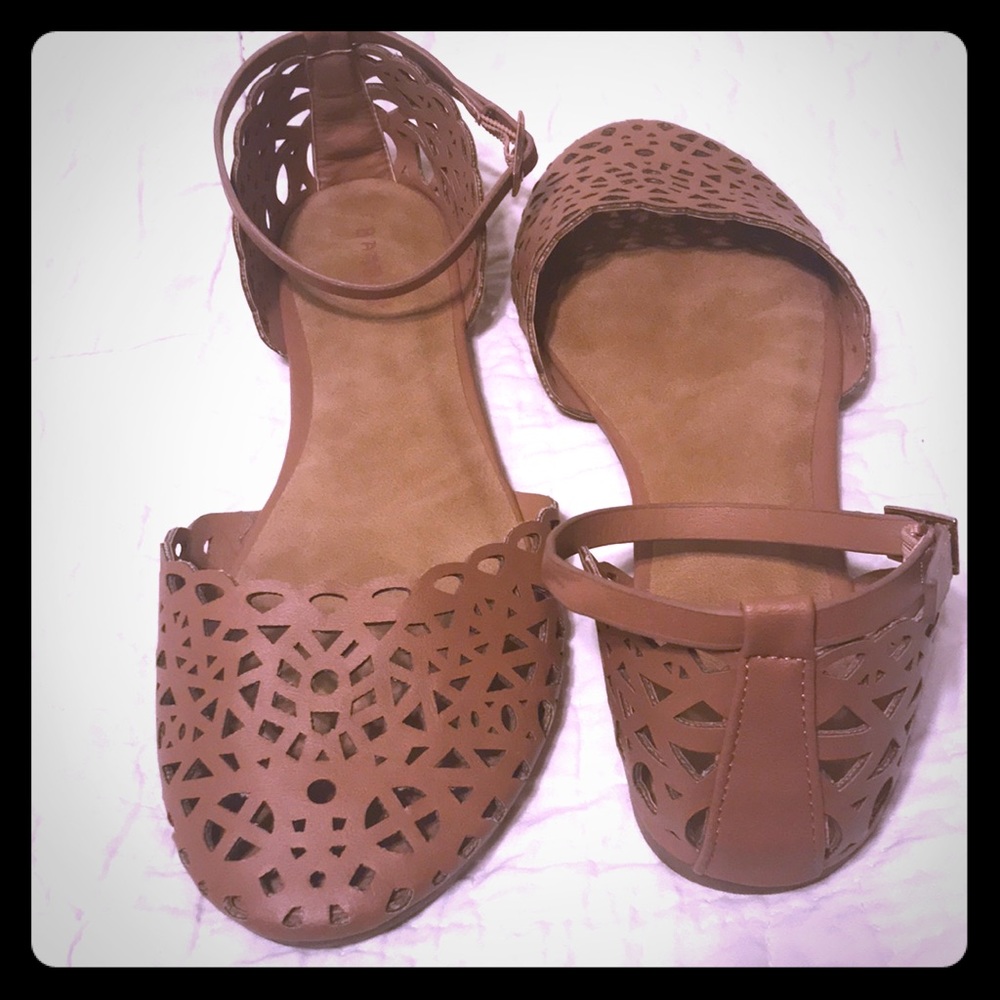 “Bamboo” size 9 shoe